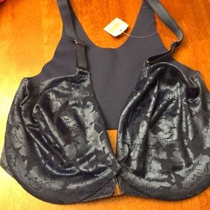 34G Soma front closure racer back vanishing bra